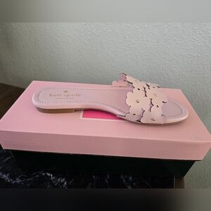 Kate Spade Daisy Field Sandals Rose Smoke Sz 6 Retail $149 New in box